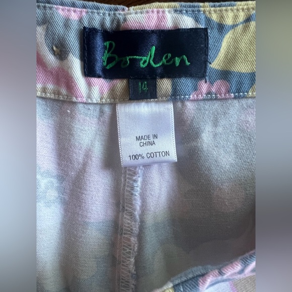 Boden Cotton Floral Shorts Size 14 Chic & Comfy Summer Essential - Picture 8 of 10
